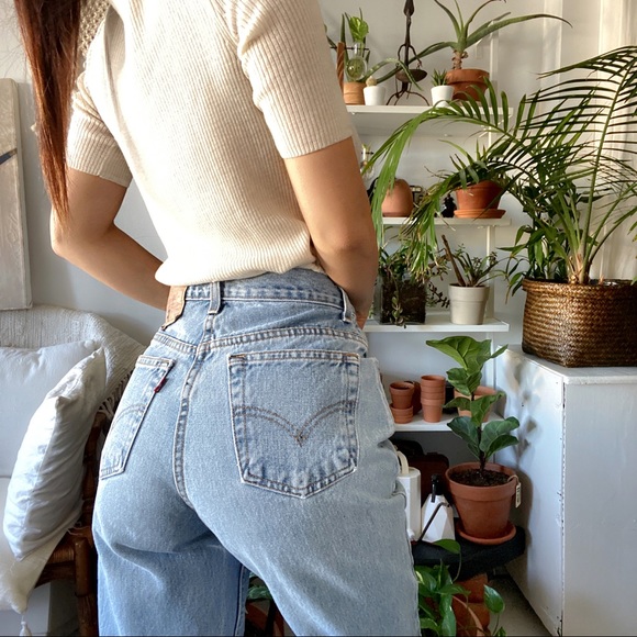 ❌SOLD❌Vintage Levi’s 512 High Waisted Jeans 26” - Picture 3 of 8